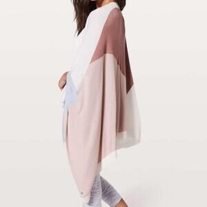 Lululemon Hatha Wrap One Size Fits All